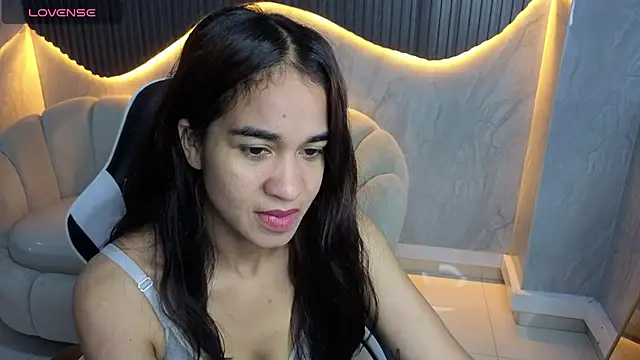 Snapshot of Maia_Tx chatting on October 12, 1:57 pm Maia Tx online show from October 12, 1:57 pm