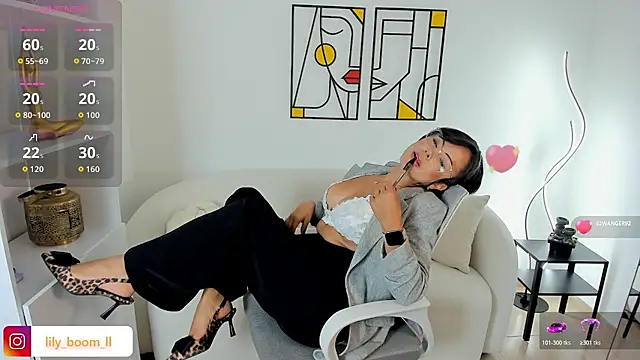 Lyliboomm online show from June 17, 10:55 pm