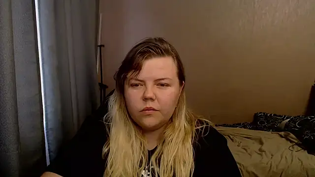 Snapshot of AsmiTKeyn chatting on October 10, 9:14 am AsmiTKeyn online show from October 10, 9:14 am