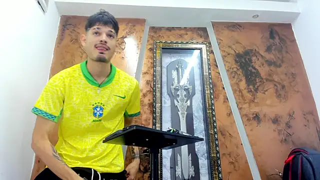 Iam Steven online show from December 15, 5:12 am