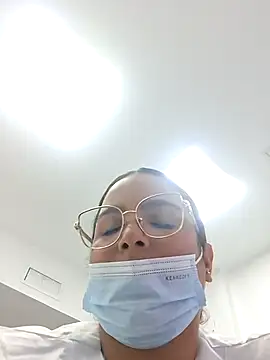 Aliciabloom online show from January 16, 11:01 pm