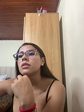 Isawilliams online show from January 7, 1:53 am