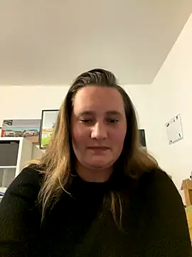 Snapshot of CurvySabrina chatting on September 16, 9:01 pm CurvySabrina online show from September 16, 9:01 pm