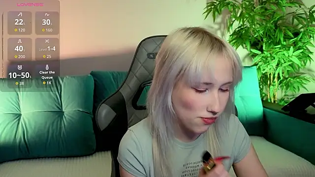 evlica online show from February 24, 2:38 pm