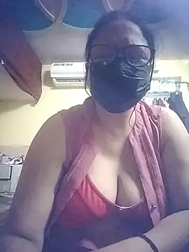 thehotlady online show from June 7, 6:26 pm