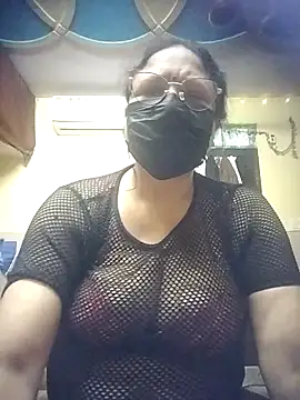 thehotlady online show from June 10, 4:22 am