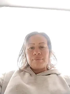 LaraCaliente online show from October 3, 12:21 pm