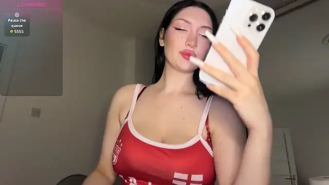 Jessasmith online show from July 7, 6:32 pm