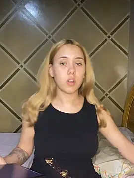 coupleyys online show from May 6, 7:07 pm