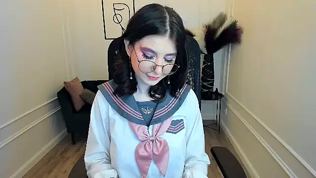 MeLLSawertyq online show from September 29, 1:05 pm