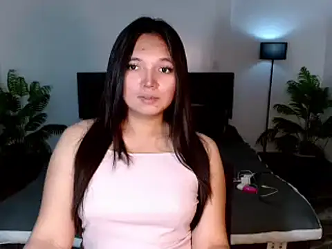 Nikki Karishma online show from February 21, 8:20 pm