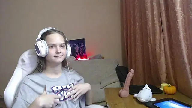 SharybbFace online show from October 2, 4:01 pm