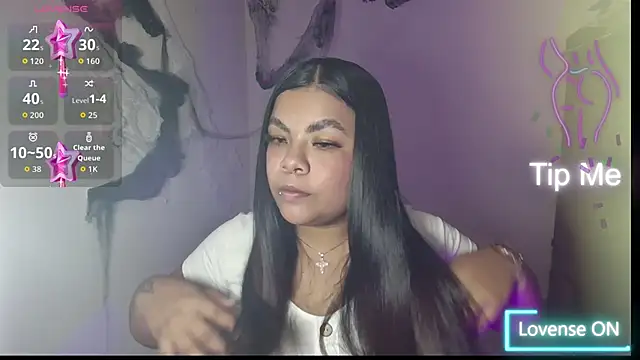Snapshot of SabrinaSalazar11_ chatting on October 23, 3:56 am SabrinaSalazar11 online show from October 23, 3:56 am