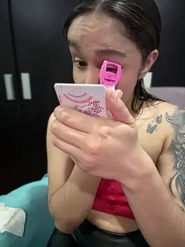 Isabella-Teen online show from November 24, 2:24 am