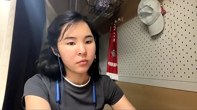 JennyCarpenter online show from June 12, 9:06 am