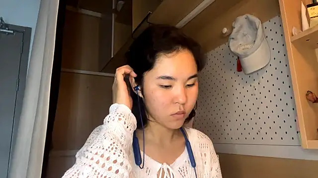 JennyCarpenter online show from June 19, 10:57 pm