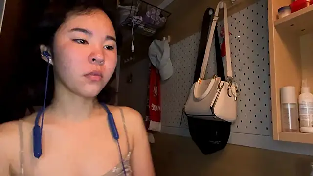 JennyCarpenter online show from June 6, 9:32 pm