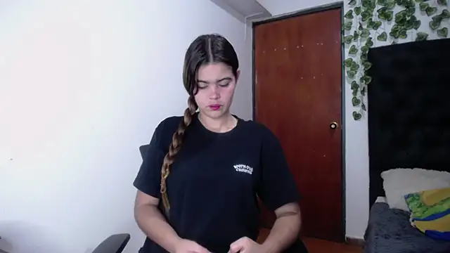 isabel 09 online show from October 24, 3:13 am