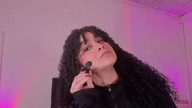 missvaneblake online show from June 7, 2:02 pm