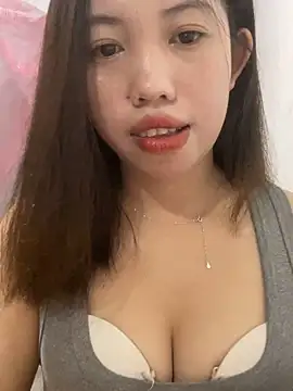 Snapshot of Rose-babyx chatting on October 8, 2:21 pm Rose-babyx online show from October 8, 2:21 pm