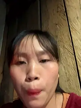 huong-18 online show from January 10, 1:49 pm