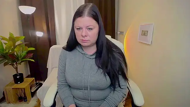 BritneyRaine online show from September 16, 6:10 am