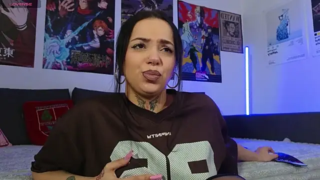 KiraQuinn1 online show from October 27, 4:35 pm