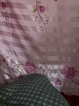 Moon pusy online show from July 15, 2:11 pm