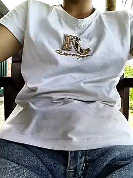 lily-00 online show from September 15, 7:27 am