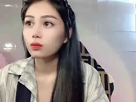 Lyly4757 online show from November 8, 2:11 pm