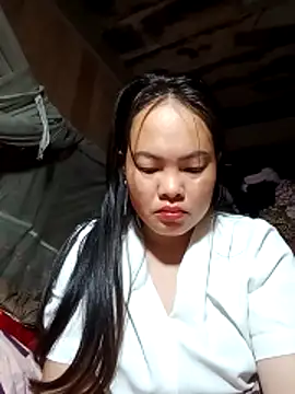 emilyzz online show from April 29, 11:21 pm