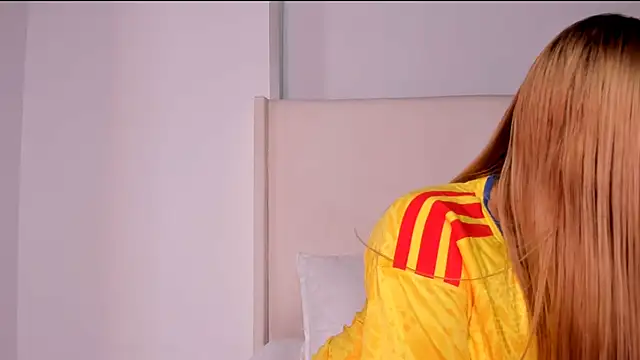 Sofi glow online show from June 17, 9:27 pm