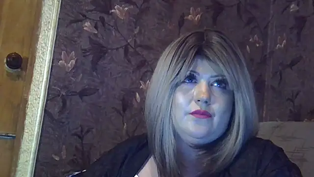 YuliiaSan online show from April 30, 7:41 pm