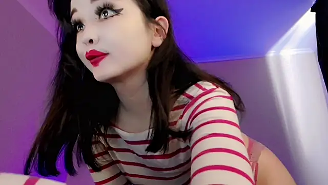 Dazzl1ngFire online show from September 24, 4:55 am