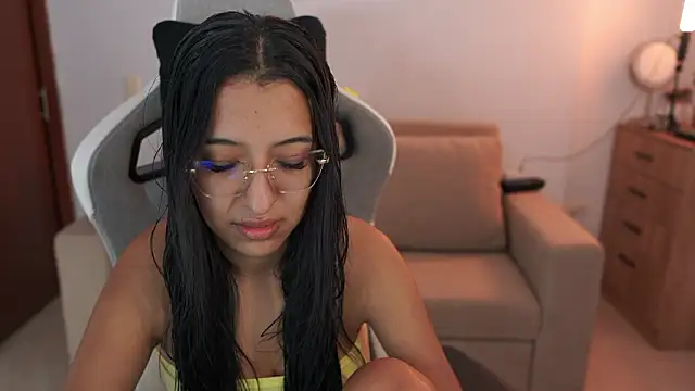 Valerygomez02 online show from March 10, 2:21 pm