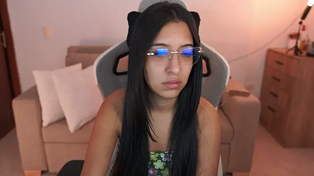 Valerygomez02 online show from March 8, 1:48 pm