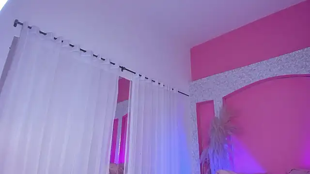 Peytonn Monroe online show from January 19, 1:07 pm