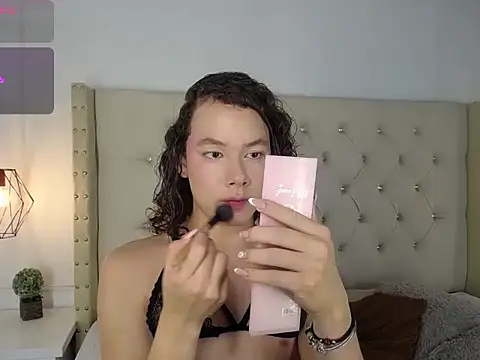 bycandy  online show from October 28, 12:33 pm