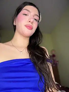 Emily-hottson online show from July 27, 4:31 am