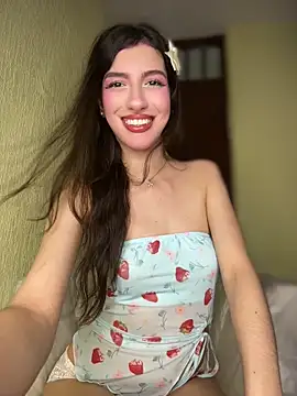 Emily-hottson online show from June 20, 5:33 am
