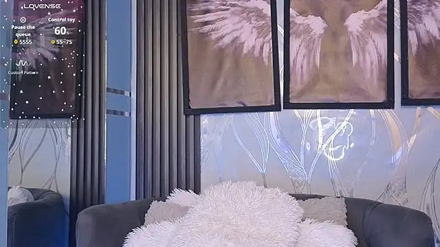 Angel-dragun online show from May 1, 2:26 am