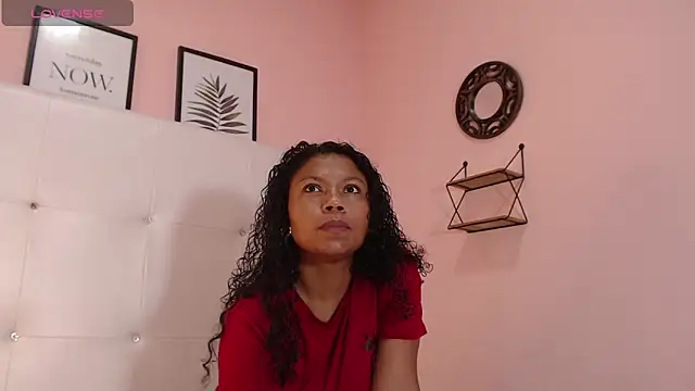 Snapshot of valery_storm_ chatting on October 18, 1:03 pm valery storm online show from October 18, 1:03 pm