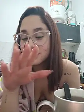 linameii online show from June 20, 4:49 am