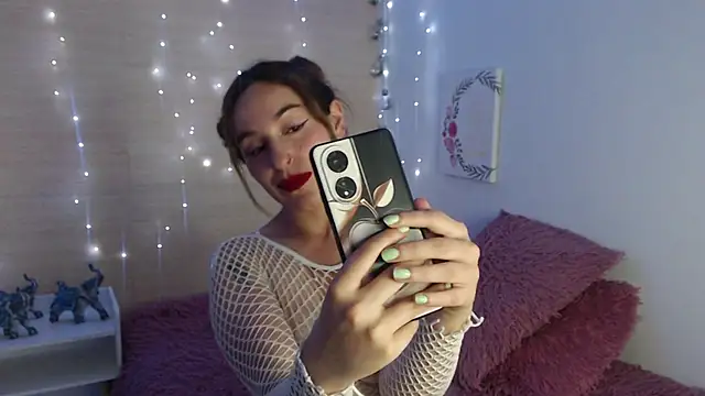 kat desiree online show from October 1, 8:03 pm