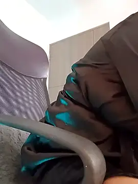 RouseWhitte online show from February 5, 12:41 pm