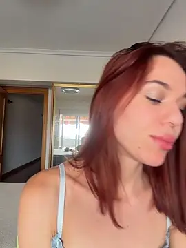 MollyXoXo online show from July 10, 1:11 pm