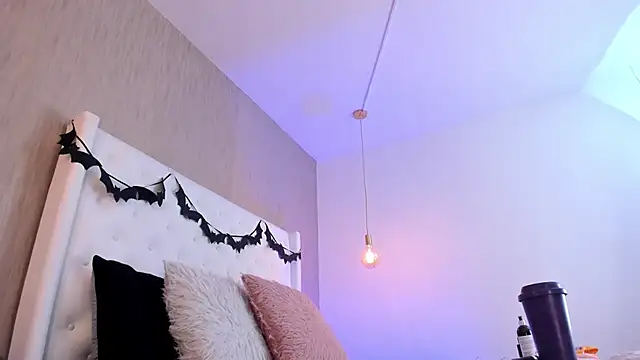 Snapshot of Lucy_Lu17 chatting on October 18, 3:15 pm Lucy Lu17 online show from October 18, 3:15 pm