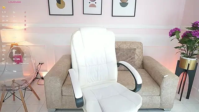 BillieBrownn online show from November 18, 7:04 pm