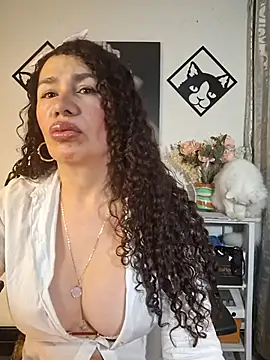 Lina 444 online show from February 27, 1:05 am