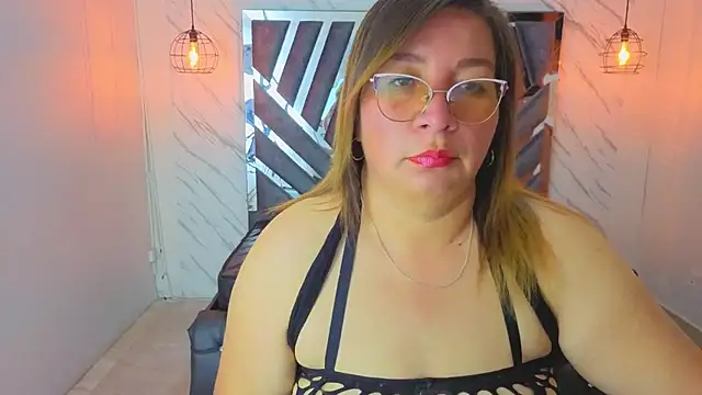 MaylinRosse  online show from June 29, 6:18 pm